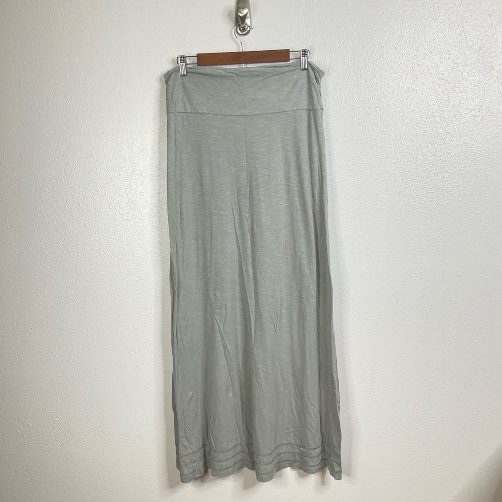 Hornyโ Toad Gray Maxi Skirt Size Small